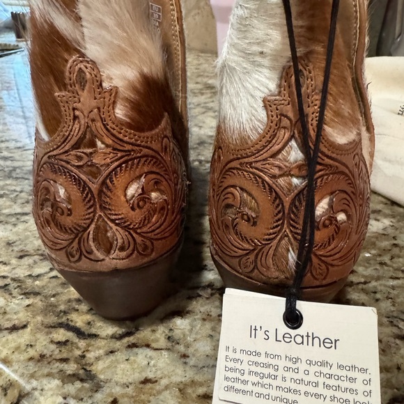 Myra Bag Brown and White Hair on Hide Ankle Boots, Brand New w/bag. - Picture 4 of 14